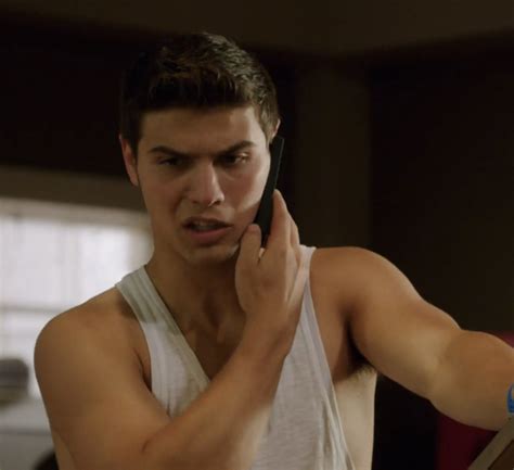 fiona on degrassi|luke bilyk body.